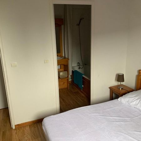 Appartement Dans Residence Bois De La Reine, Besse Et Saint Anastaise Kültér fotó