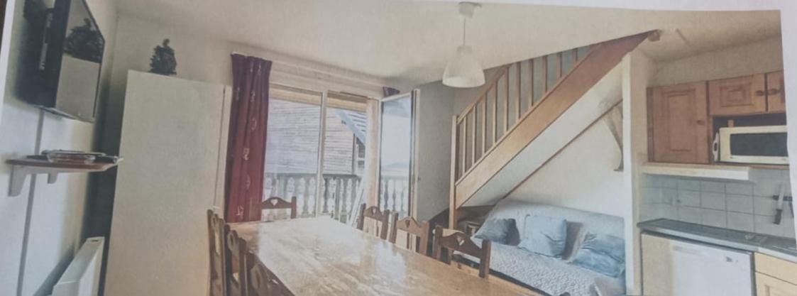 Appartement Dans Residence Bois De La Reine, Besse Et Saint Anastaise Kültér fotó