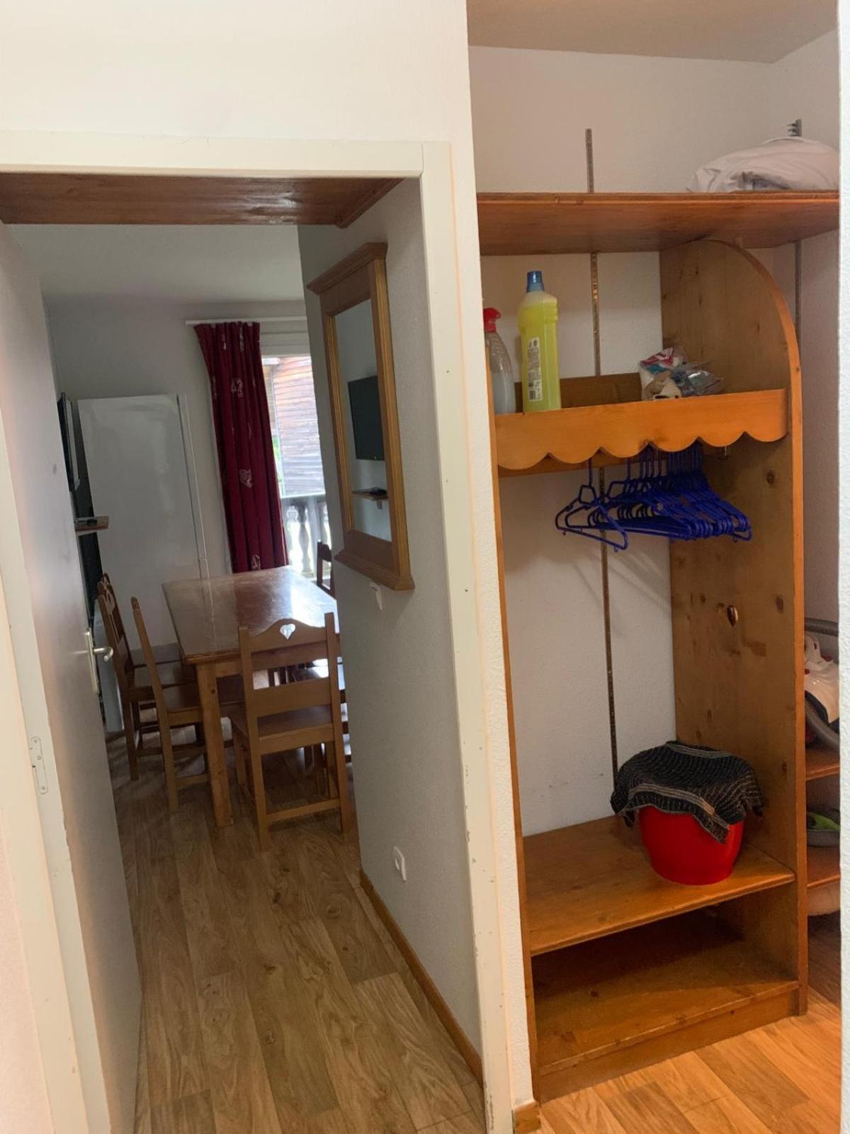 Appartement Dans Residence Bois De La Reine, Besse Et Saint Anastaise Kültér fotó