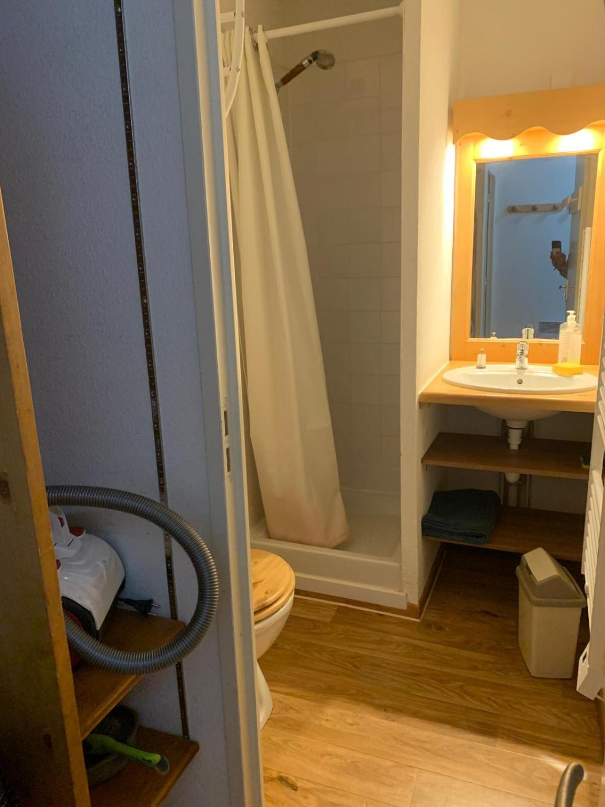 Appartement Dans Residence Bois De La Reine, Besse Et Saint Anastaise Kültér fotó